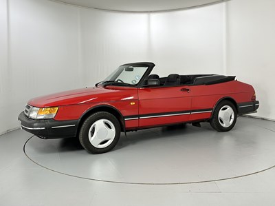 Lot 33 - 1991 Saab 900i Cabriolet