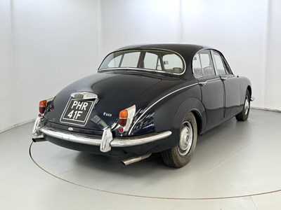 Lot 28 - 1968 Daimler 250