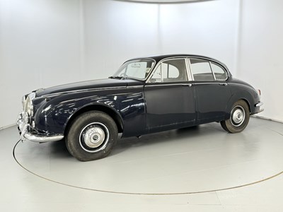 Lot 28 - 1968 Daimler 250