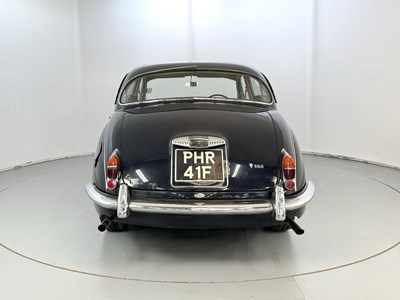 Lot 28 - 1968 Daimler 250