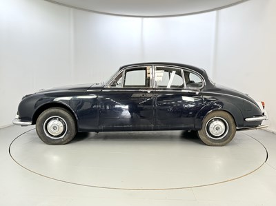 Lot 28 - 1968 Daimler 250