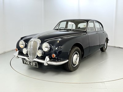 Lot 28 - 1968 Daimler 250