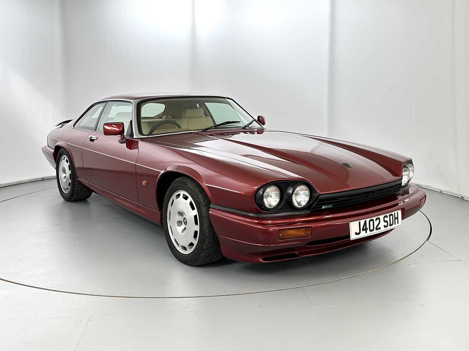 Lot 2 - 1992 Jaguar XJS Sport