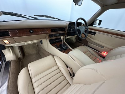 Lot 2 - 1992 Jaguar XJS Sport