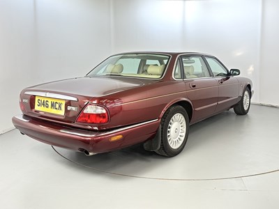 Lot 50 - 1998 Jaguar XJ8