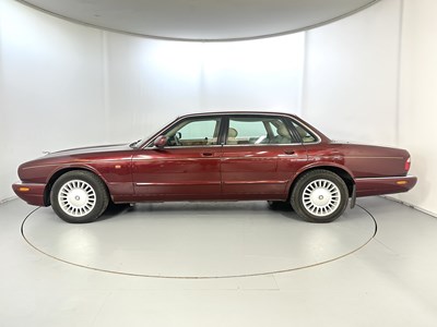 Lot 50 - 1998 Jaguar XJ8