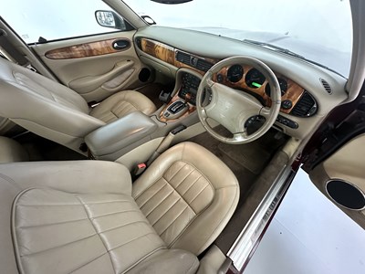 Lot 50 - 1998 Jaguar XJ8