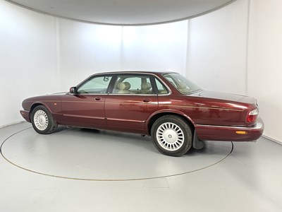 Lot 50 - 1998 Jaguar XJ8