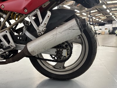 Lot 101 - 2000 Ducati 750 - NO RESERVE
