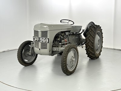 Lot 5 - 1951 Ferguson TE20