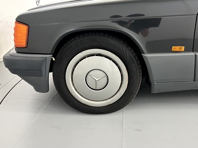 Lot 150 - 1993 Mercedes-Benz 190D