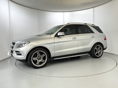 Lot 183 - 2013 Mercedes-Benz ML350