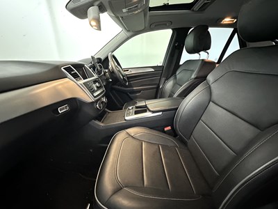 Lot 183 - 2013 Mercedes-Benz ML350
