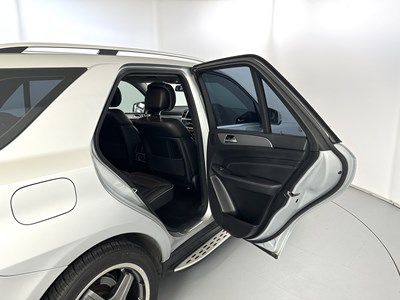Lot 183 - 2013 Mercedes-Benz ML350