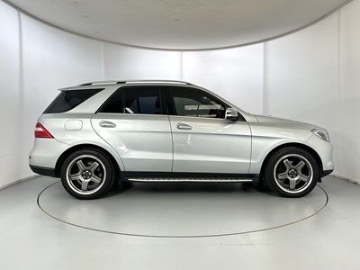 Lot 183 - 2013 Mercedes-Benz ML350