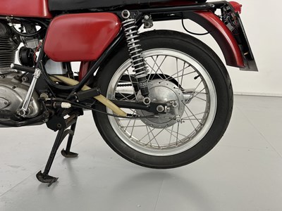 Lot 182 - 1975 Ducati 250