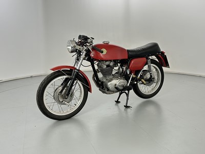 Lot 182 - 1975 Ducati 250