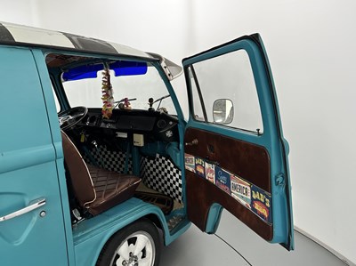 Lot 102 - 1978 Volkswagen T2 Camper