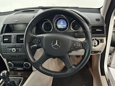 Lot 154 - 2010 Mercedes-Benz C180