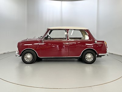 Lot 82 - 1968 Riley Elf