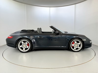 Lot 122 - 2006 Porsche 911 Carrera 4S