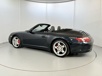 Lot 122 - 2006 Porsche 911 Carrera 4S