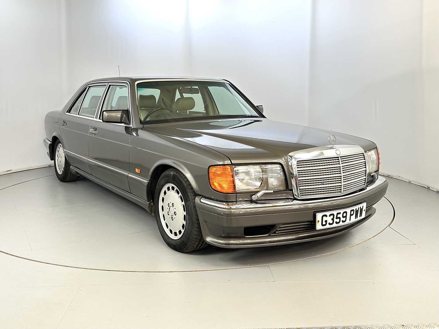 Lot 97 - 1989 Mercedes-Benz 500SEL