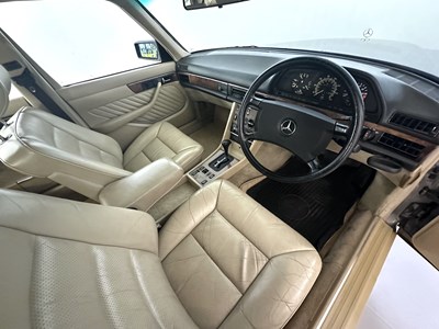 Lot 97 - 1989 Mercedes-Benz 500SEL