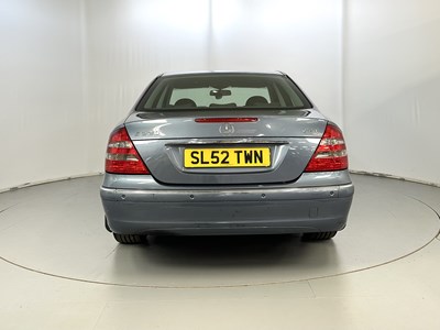 Lot 76 - 2002 Mercedes-Benz E220