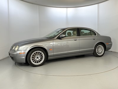 Lot 14 - 2006 Jaguar S-Type