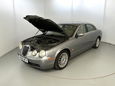 Lot 14 - 2006 Jaguar S-Type