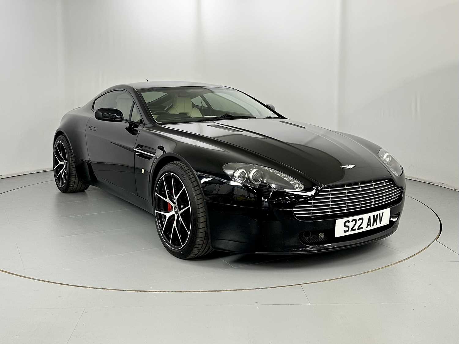 Lot 39 - 2006 Aston Martin Vantage