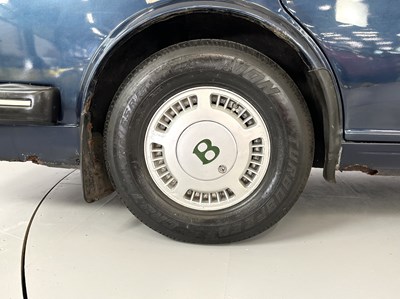 Lot 20 - 1993 Bentley Turbo R