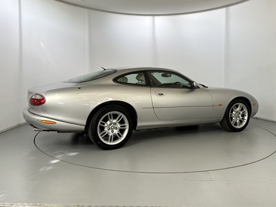 Lot 72 - 2001 Jaguar XK8