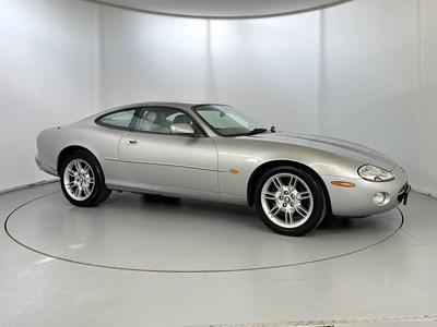 Lot 72 - 2001 Jaguar XK8