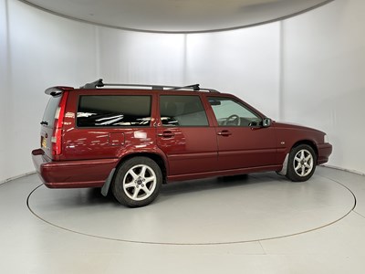 Lot 119 - 2000 Volvo V70 - NO RESERVE