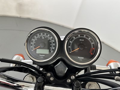 Lot 200 - 2014 Triumph Bonneville
