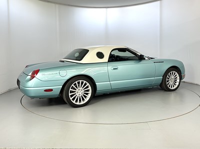 Lot 107 - 2002 Ford Thunderbird