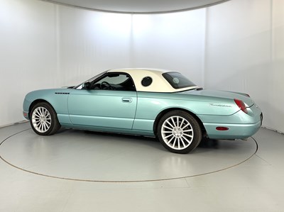 Lot 107 - 2002 Ford Thunderbird