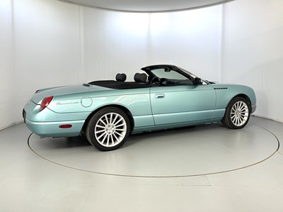 Lot 107 - 2002 Ford Thunderbird