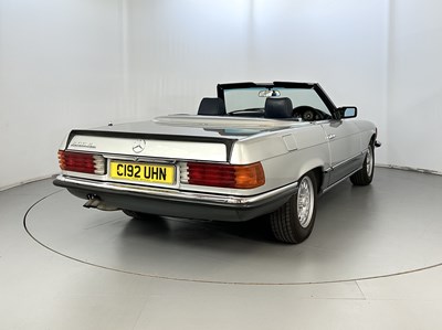 Lot 135 - 1985 Mercedes-Benz SL500