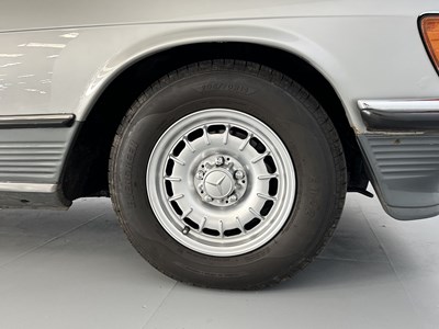 Lot 135 - 1985 Mercedes-Benz SL500