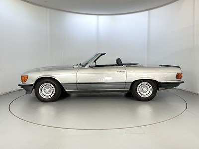 Lot 135 - 1985 Mercedes-Benz SL500