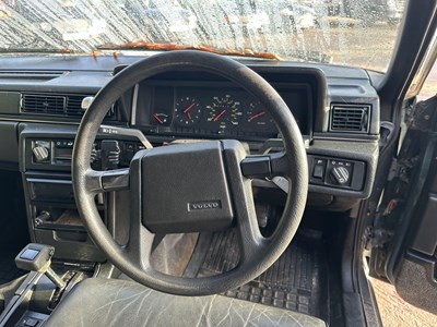 Lot 80 - 1986 Volvo 760GLE - NO RESERVE