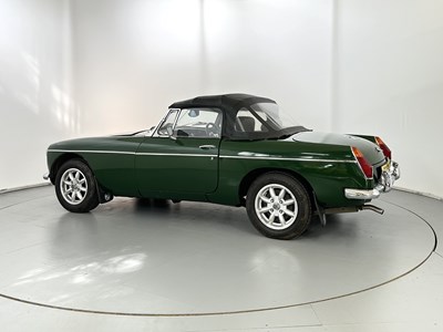 Lot 109 - 1976 MG B Roadster