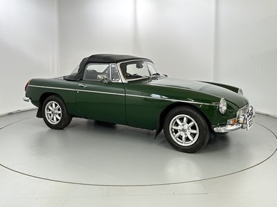 Lot 109 - 1976 MG B Roadster