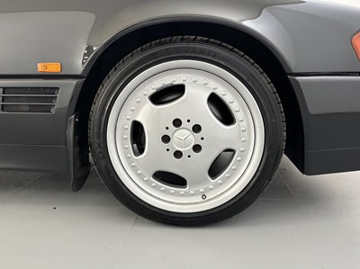 Lot 120 - 1994 Mercedes-Benz SL280