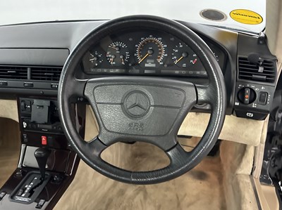 Lot 120 - 1994 Mercedes-Benz SL280