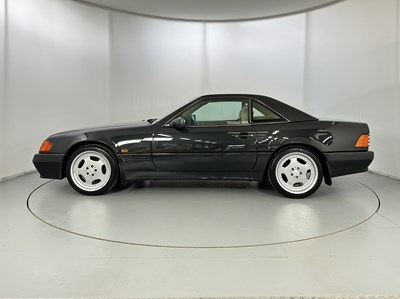 Lot 120 - 1994 Mercedes-Benz SL280