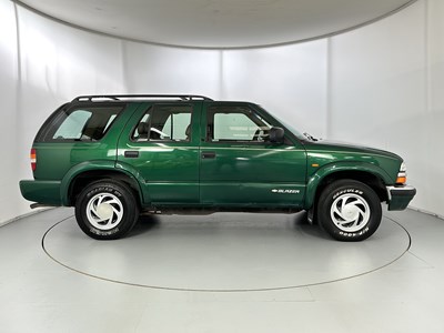 Lot 132 - 2001 Chevrolet Blazer - NO RESERVE